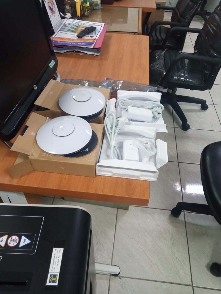 PENGADAAN ROUTER