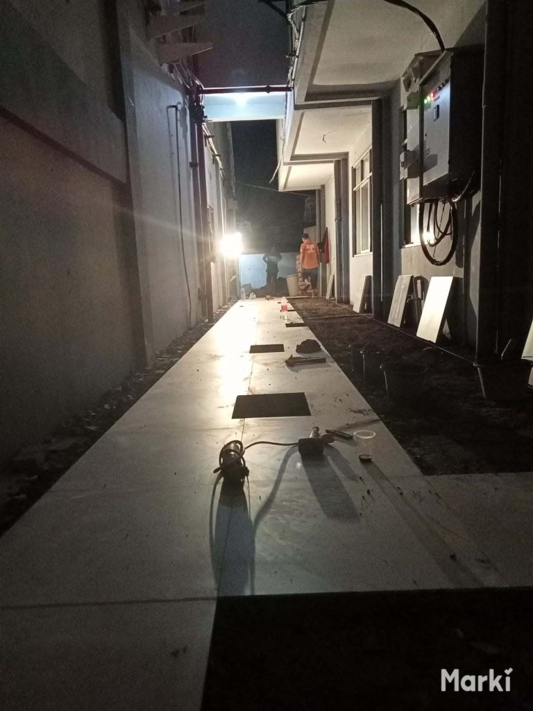 PEMASANGAN KERAMIK
