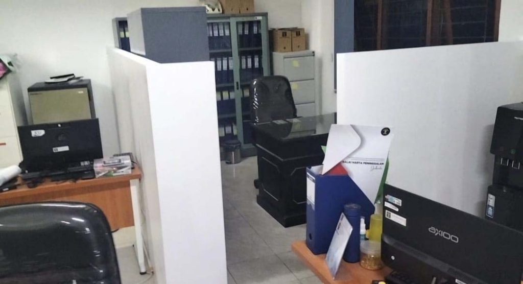 PEMASANGAN PARTISI